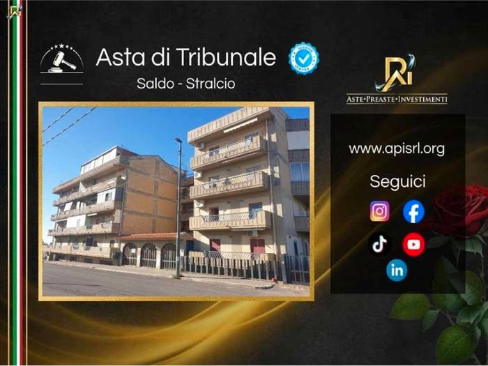 Appartamento con 6 locali in vendita in Via Vittorio Emanuele, Adrano