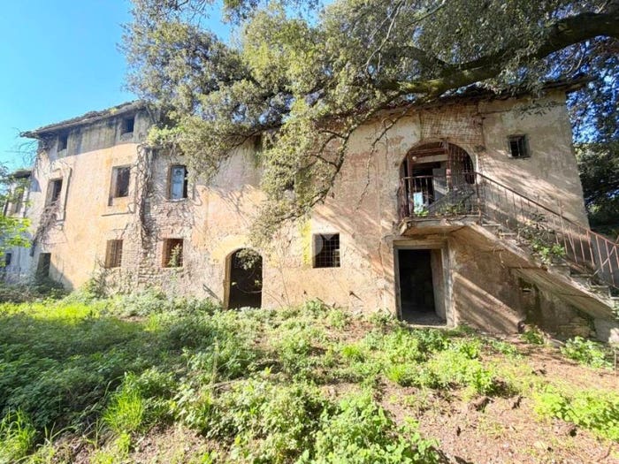 Casa con 6 locali in vendita in Viale Giuseppe Verdi, Cantalupo in Sabina