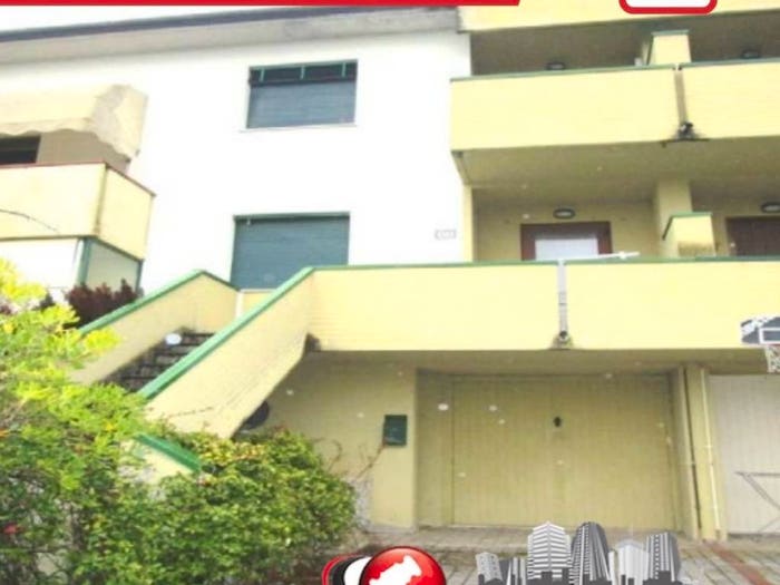 Appartamento con 6 locali in vendita in Via Giuseppe di Vittorio Foiano della Chiana AR Italia, Centro, Foiano della Chiana