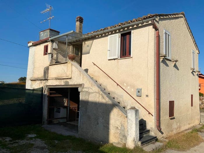 Casa quadrilocale in vendita in Via Nucleo Taglioni, Centro, Sant'Egidio alla Vibrata