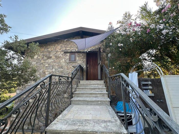 Appartamento trilocale in vendita in Località Pietralba, San Giovanni a Piro