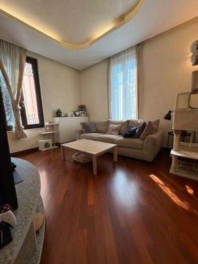 Appartamento trilocale in vendita in Via Tortona, Infrangibile, Piacenza