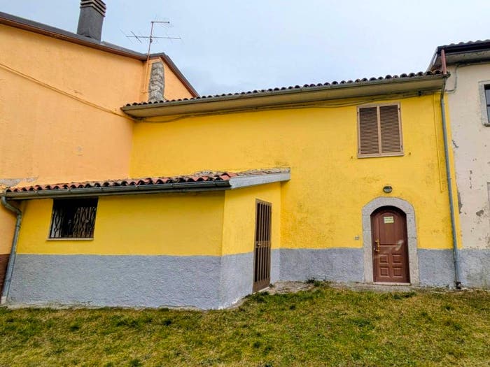 Casa quadrilocale in vendita in Strada Interpoderale Forlì del Sanniole Prata, Forlì del Sannio