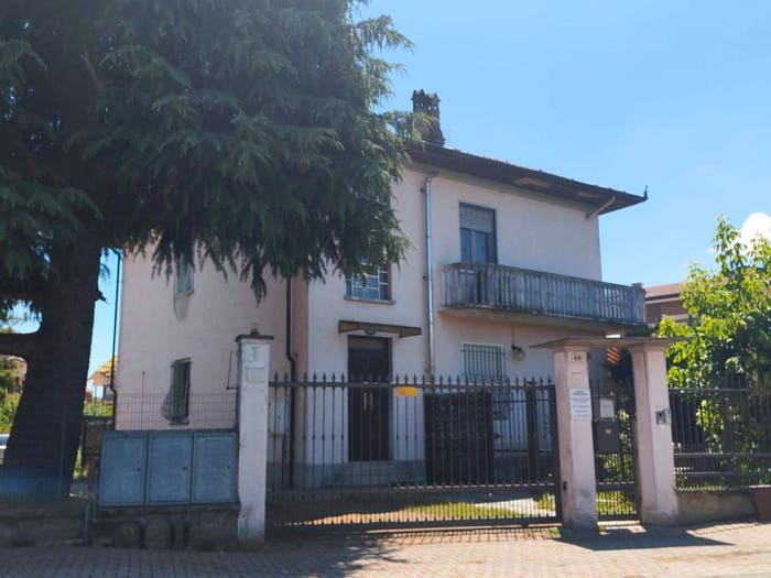 Appartamento quadrilocale in vendita in Via San Francesco al Campo, Centro, Leinì