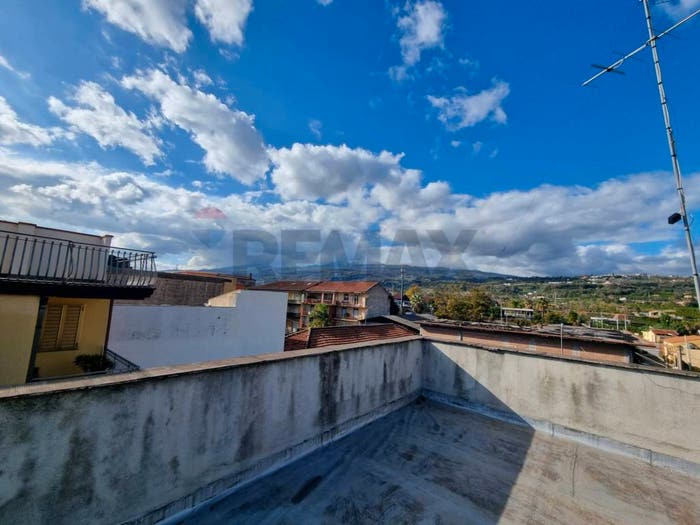 Casa con 5 locali in vendita in via principe di piemonte, Fiumefreddo di Sicilia
