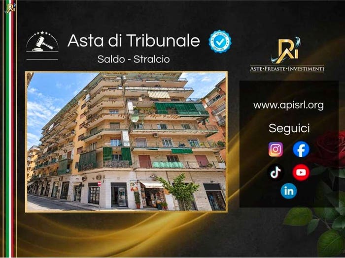 Appartamento quadrilocale in vendita in Via Marco Aurelio Severino, San Carlo All'Arena Sanità, Napoli