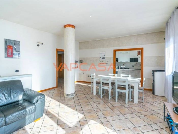 Casa con 6 locali in vendita in VIA DON ETTORE CAVAGNARI, Palosco