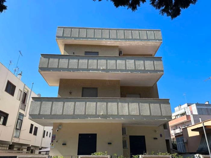 Appartamento con 6 locali in vendita in Via San Filippo Smaldone, Santa Rosa, Lecce