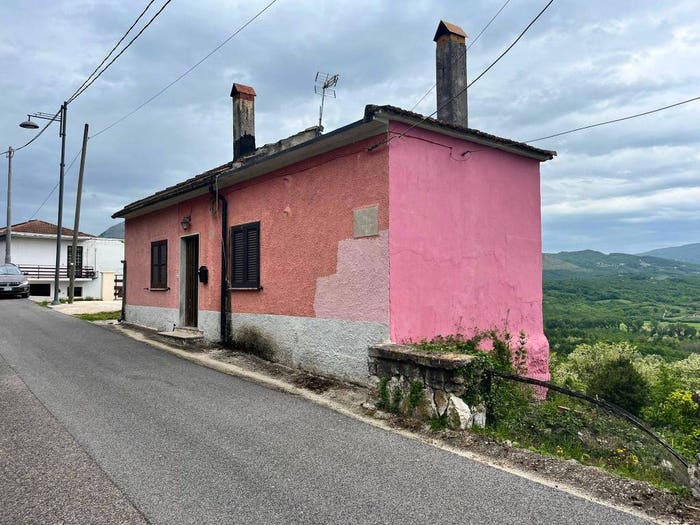 Appartamento trilocale in vendita in Via Camillo Benso di Cavour, Sant'Ambrogio sul Garigliano