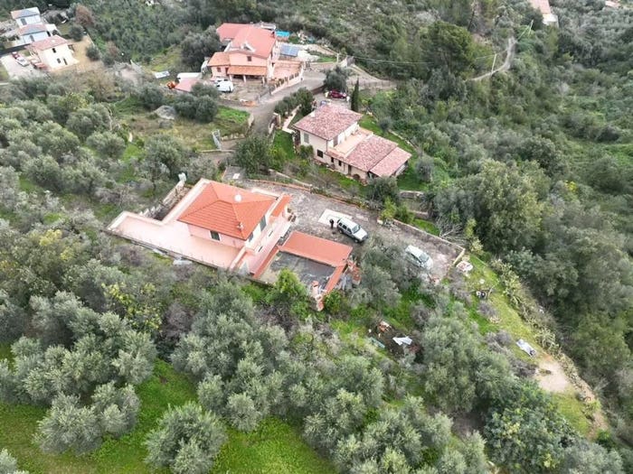 Casa con 6 locali in vendita in Contrada Calabretto No Number, Itri