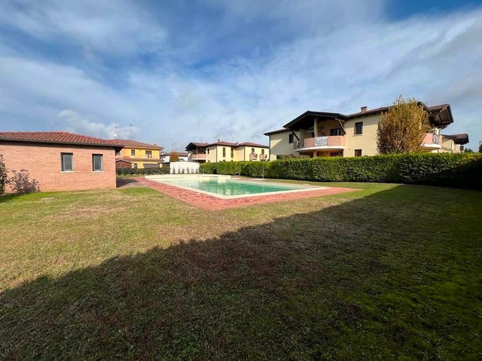 Appartamento trilocale in vendita in Centro, Villimpenta
