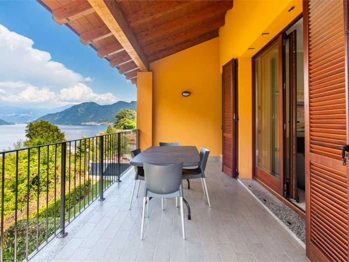 Appartamento trilocale in vendita in Via Pizzo Gordona, Centro, Argegno