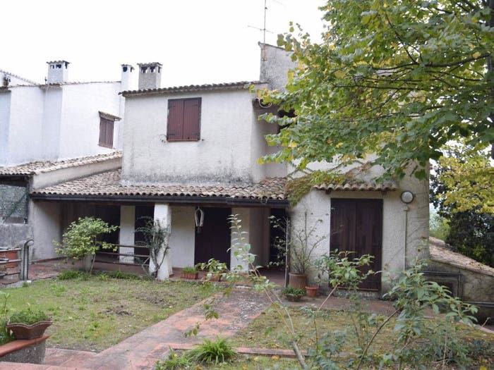 Casa con 5 locali in vendita in Strada Comunale Pineta, Ausonia