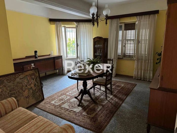 Casa con 6 locali in vendita in Via Ugo la Malfa, Centro, Amandola