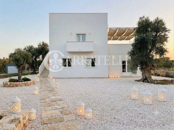 Casa con 6 locali in vendita in Contrada Pozzo Maccarone, Centro, Ischitella