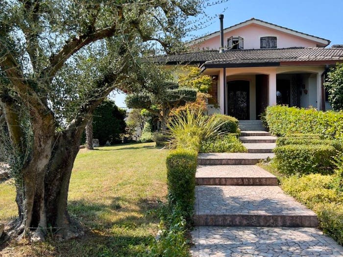 Casa quadrilocale in vendita in Via Palù Inferiore, Pernumia