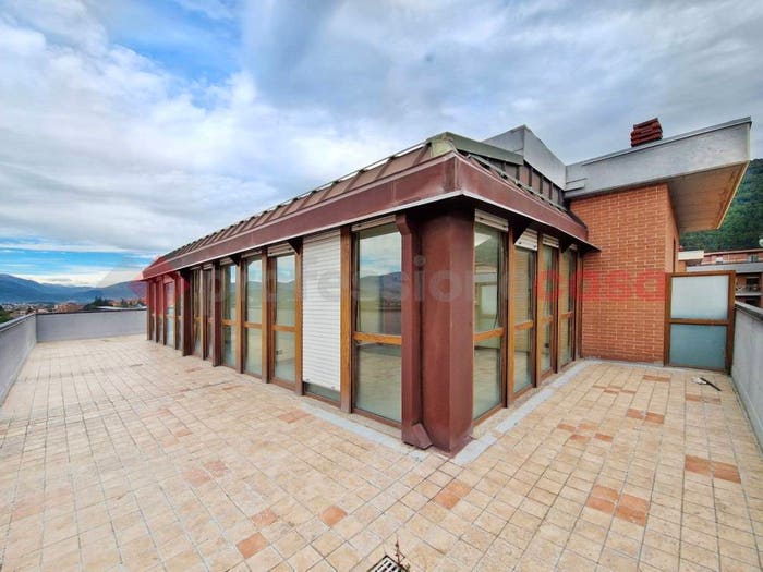 Casa trilocale in vendita in via Giosuè Carducci snc, Santa Barbara San Sisto, L'Aquila