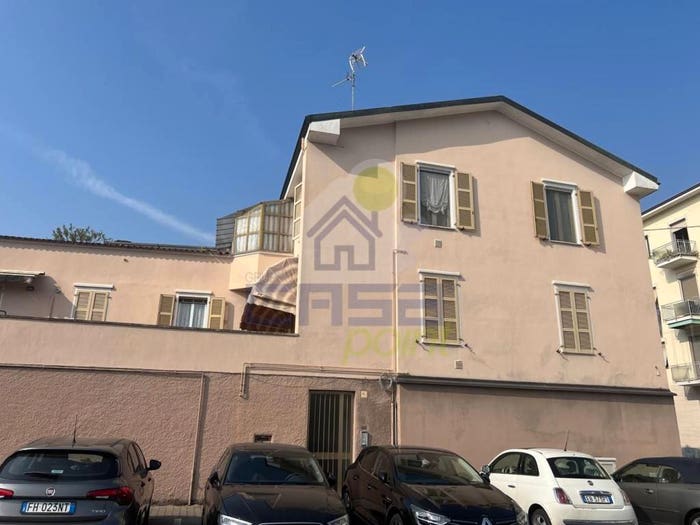 Appartamento trilocale in vendita in Via Manini, Centro, Cremona