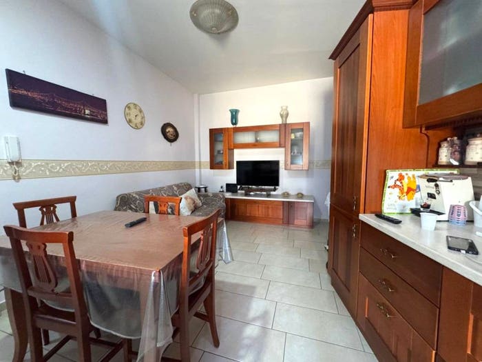 Appartamento bilocale in vendita in Via Filippo Maria Briganti, Capodichino, Napoli