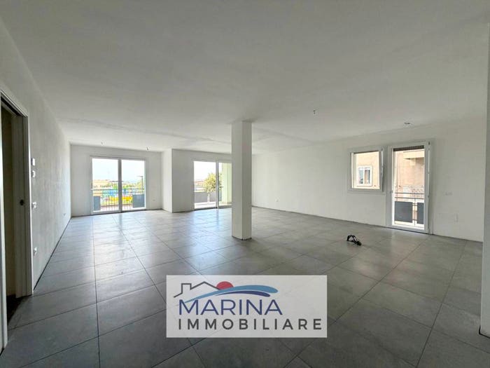 Appartamento con 5 locali in vendita in Via Sagittario, Sottomarina, Chioggia