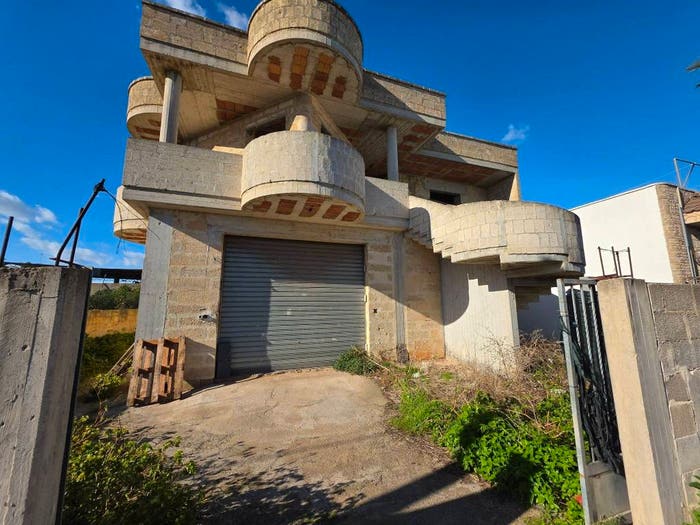 Casa con 6 locali in vendita in Via Ancona, Centro, Racale