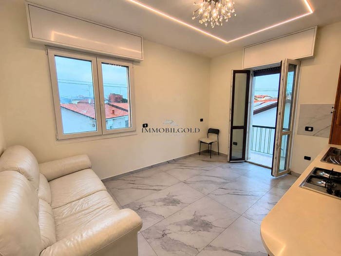 Appartamento bilocale in vendita in Via Alessandro Casazza, Abbiategrasso