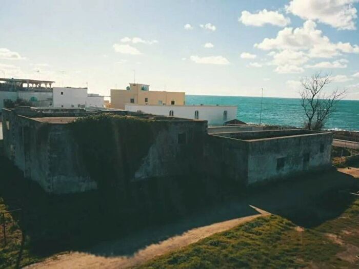Casa in vendita in Via Vincenzo Monti SNC, Centro, Porto Cesareo
