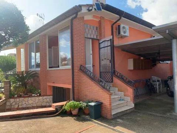 Casa trilocale in vendita in Centro, Cisterna di Latina