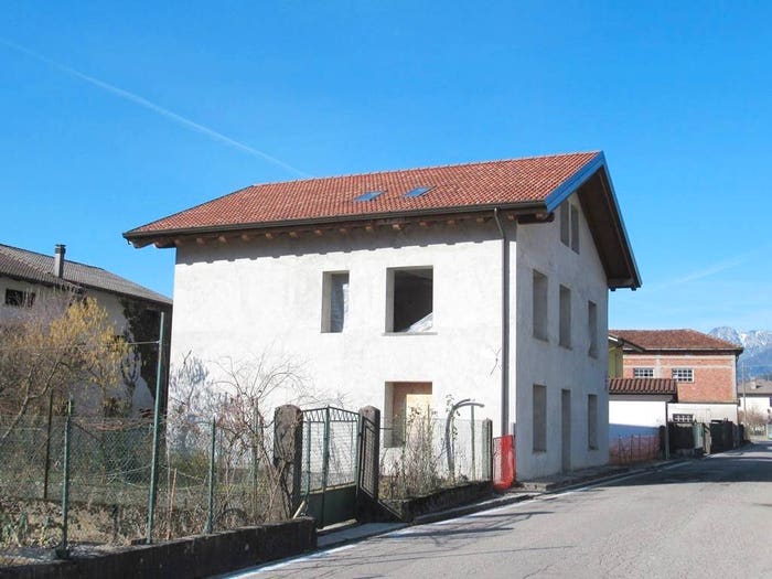 Casa con 6 locali in vendita in Via Nortis, Centro, Villa Santina