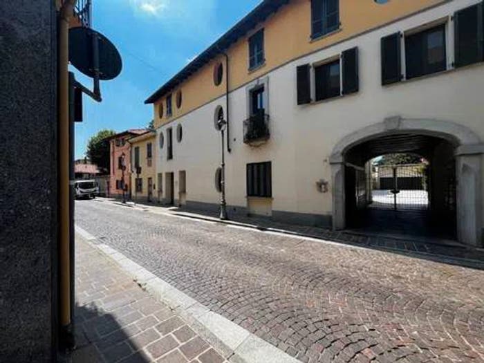 Appartamento trilocale in vendita in Via Xxv Aprile, Centro, Nerviano