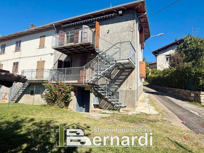 Casa con 6 locali in vendita in Via Rovinaccia, Rovinaccia, Sestola