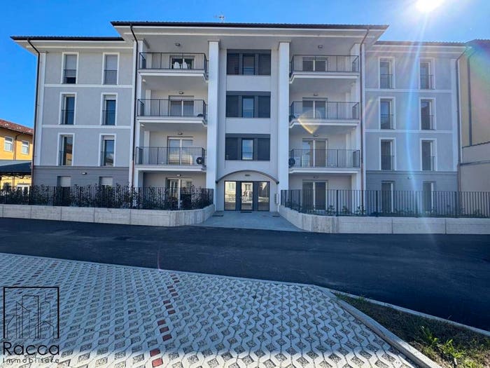 Appartamento trilocale in vendita in Via Cesare Battisti, Centro, Fossano