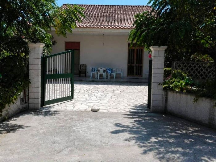 Casa con 5 locali in vendita in Via dell'Alloro, Santa Maria Del Focallo, Ispica