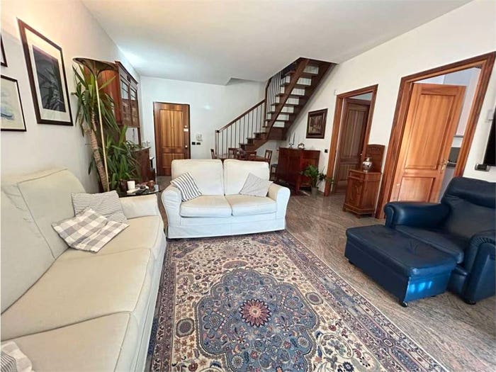 Casa con 6 locali in vendita in Adze Via Bonasia, San Faustino, Modena