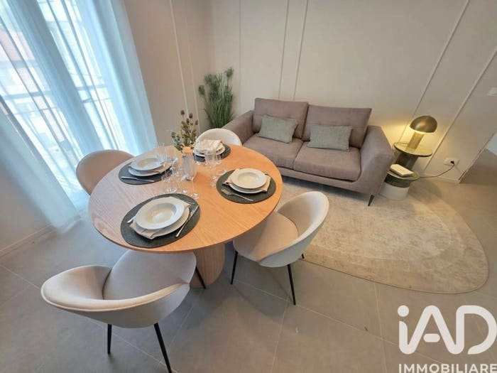 Appartamento trilocale in vendita in Via Sabazia, Vado Centro, Vado Ligure