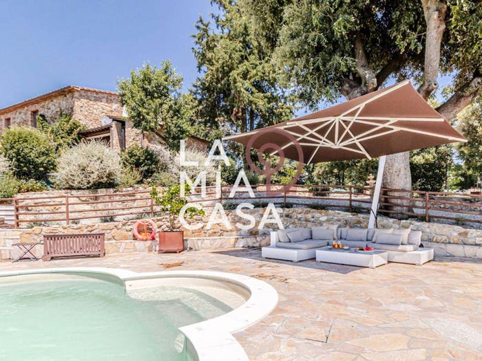 Casa con 6 locali in vendita in Strada Provinciale Montecatini Val di Cecina, Montecatini Val di Cecina