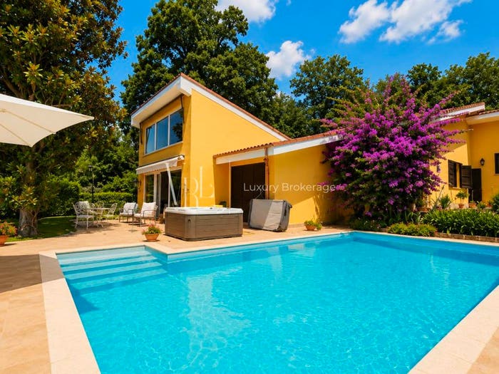 Casa con 6 locali in vendita in Olgiata, Roma