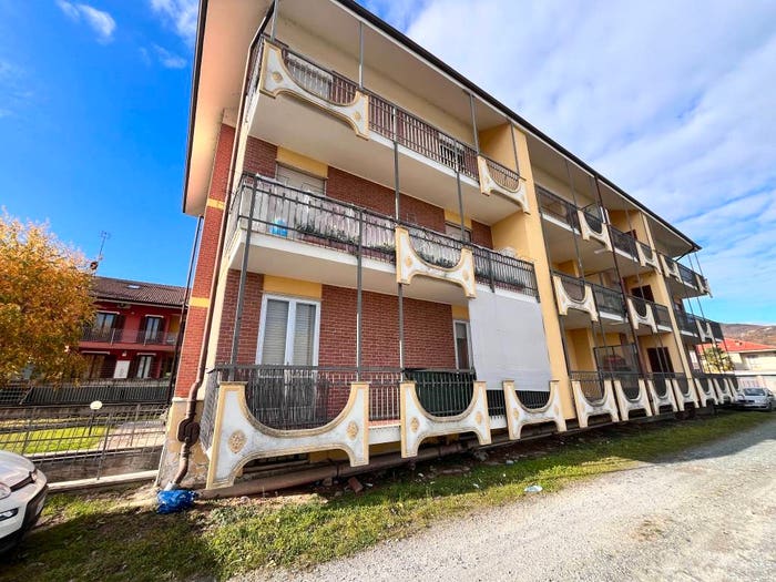 Appartamento bilocale in vendita in Via Saluzzo, Costiglione Saluzzo, Costigliole Saluzzo