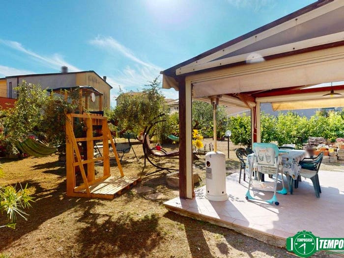 Casa con 6 locali in vendita in Via Pozzuolo Favaro, Favaro La Lobbia, La Spezia