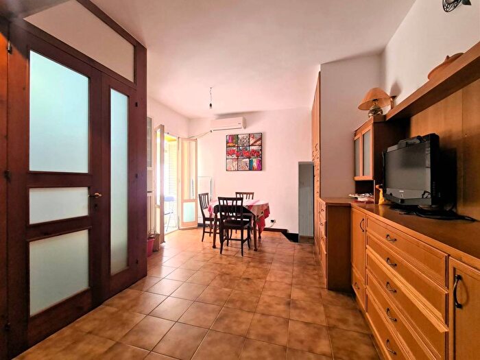 Appartamento quadrilocale in vendita in Via Nicea, Catanzaro Lido, Catanzaro
