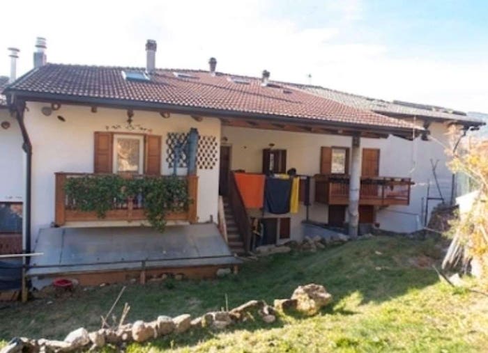 Appartamento quadrilocale in vendita in Frazione Valternigo via del Torchio, Giovo