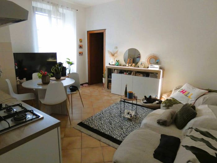 Appartamento bilocale in vendita in Via Isola dei Fiori, Centro, Luino
