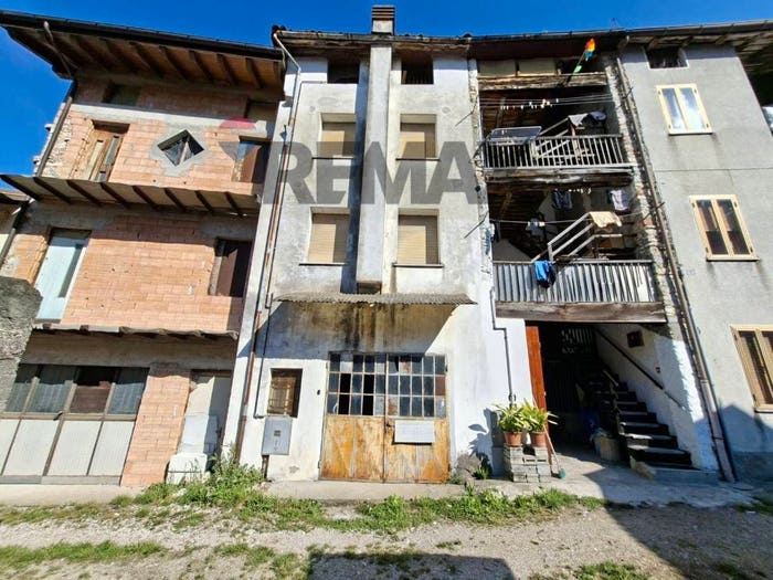 Casa con 6 locali in vendita in Via Nuova, Arten, Fonzaso