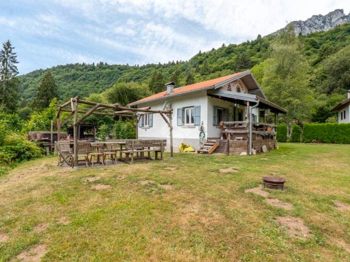 Casa trilocale in vendita in Loc treni, Tenno