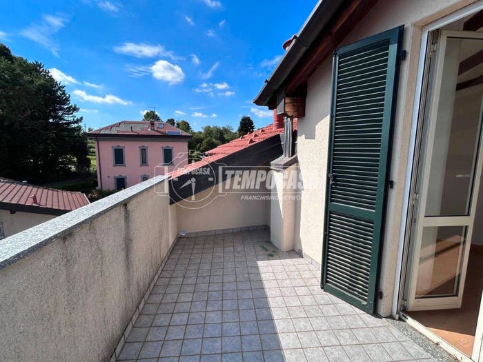 Appartamento trilocale in vendita in Lucino, Montano Lucino