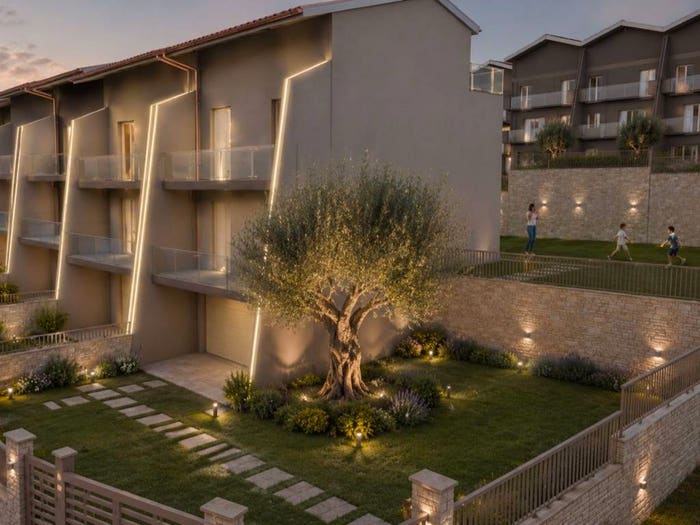 Casa con 6 locali in vendita in Via Scala Vecchia, Paternò