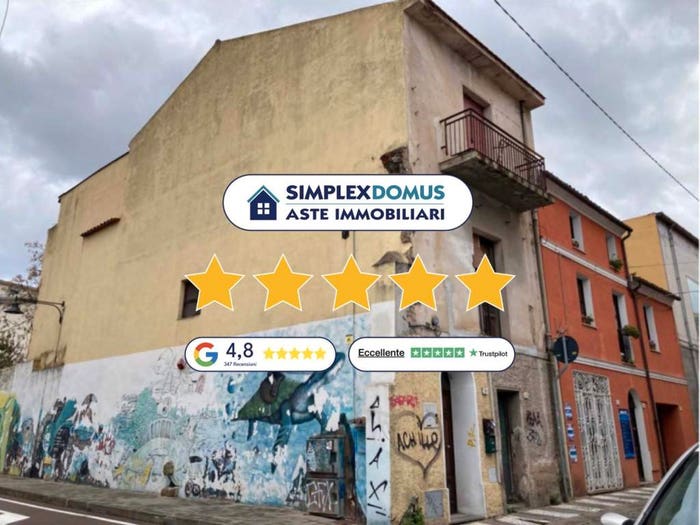 Appartamento quadrilocale in vendita in Via Porto Romano, Centro Storico, Olbia