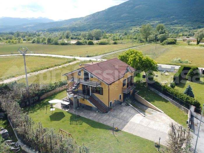 Casa con 6 locali in vendita in Via dei due ponti, Centro, Castel di Sangro