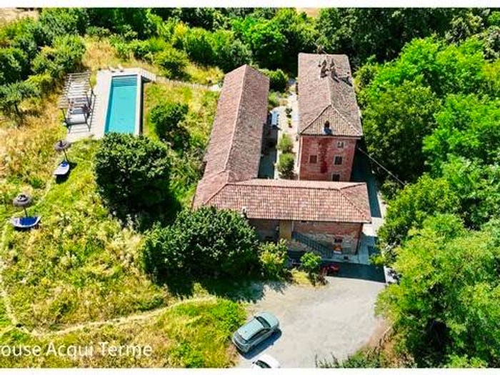 Casa con 6 locali in vendita in Montaldo Bormida