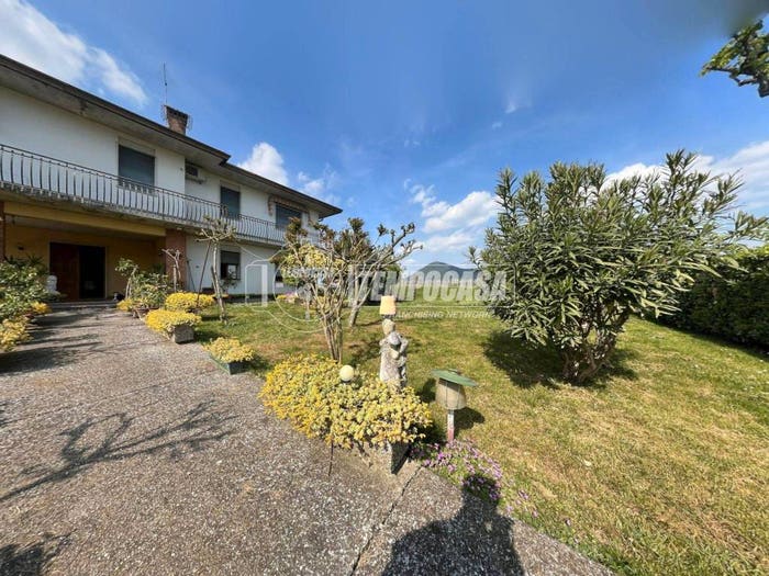 Casa con 5 locali in vendita in Via Vasche, Vo'